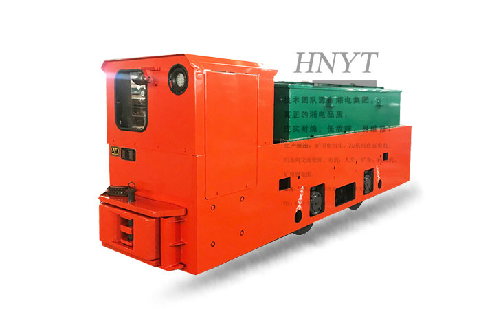 CTY8噸井下窄軌鋰電池湘潭電機車
